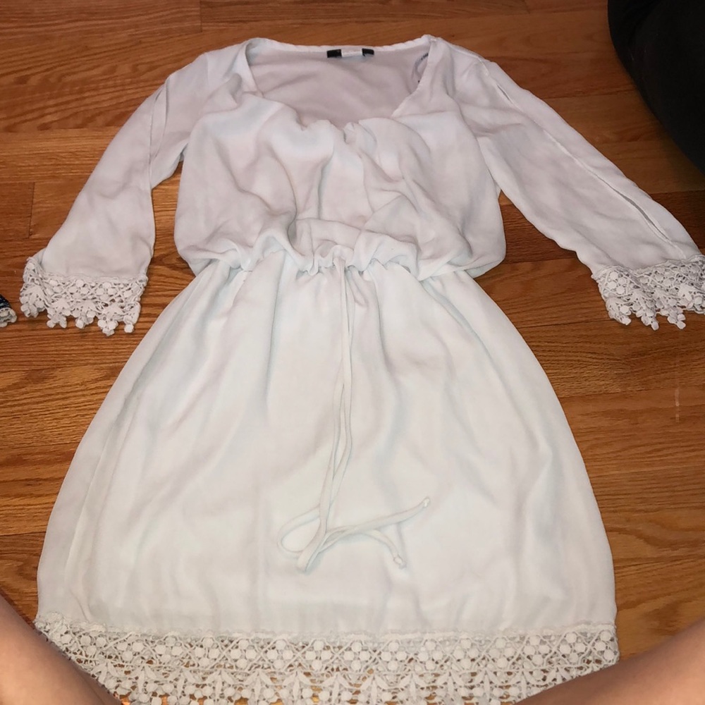 white dress size: 3/4
